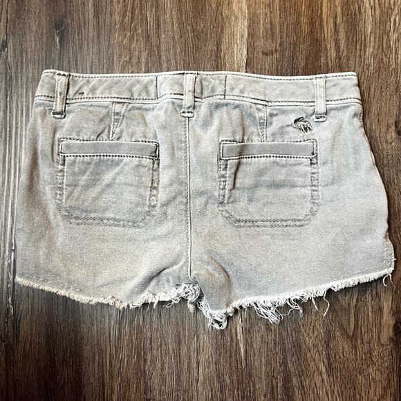 Abercrombie Kids Girl's 8 Cut Off Cargo Short - Picture 5 of 5